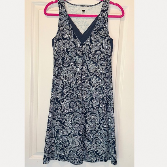Title nine Dresses & Skirts - Title Nine Dress Freelance M